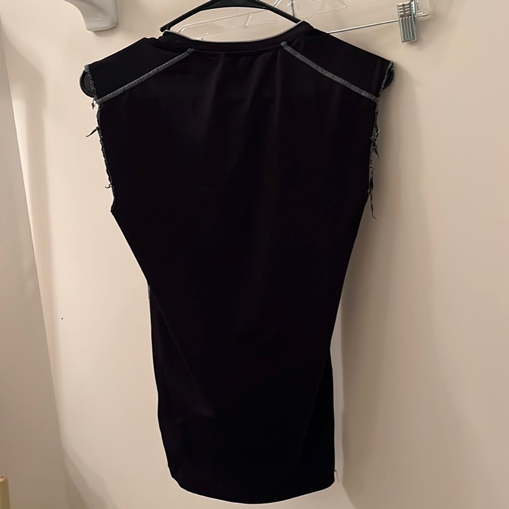 Black compression tank top